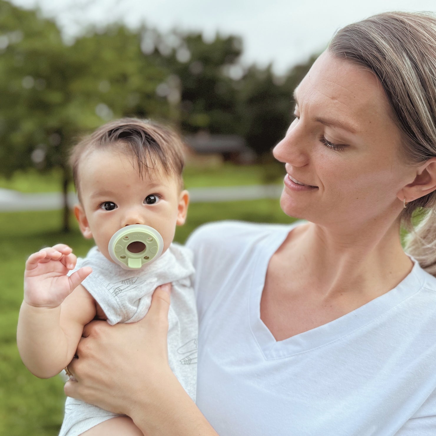 mōmi babypace pacifier 2-set