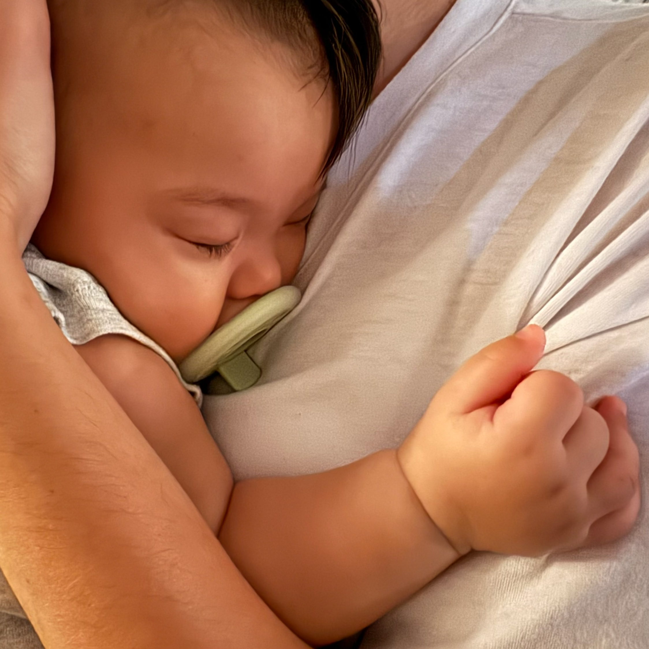 mōmi babypace pacifier 2-set