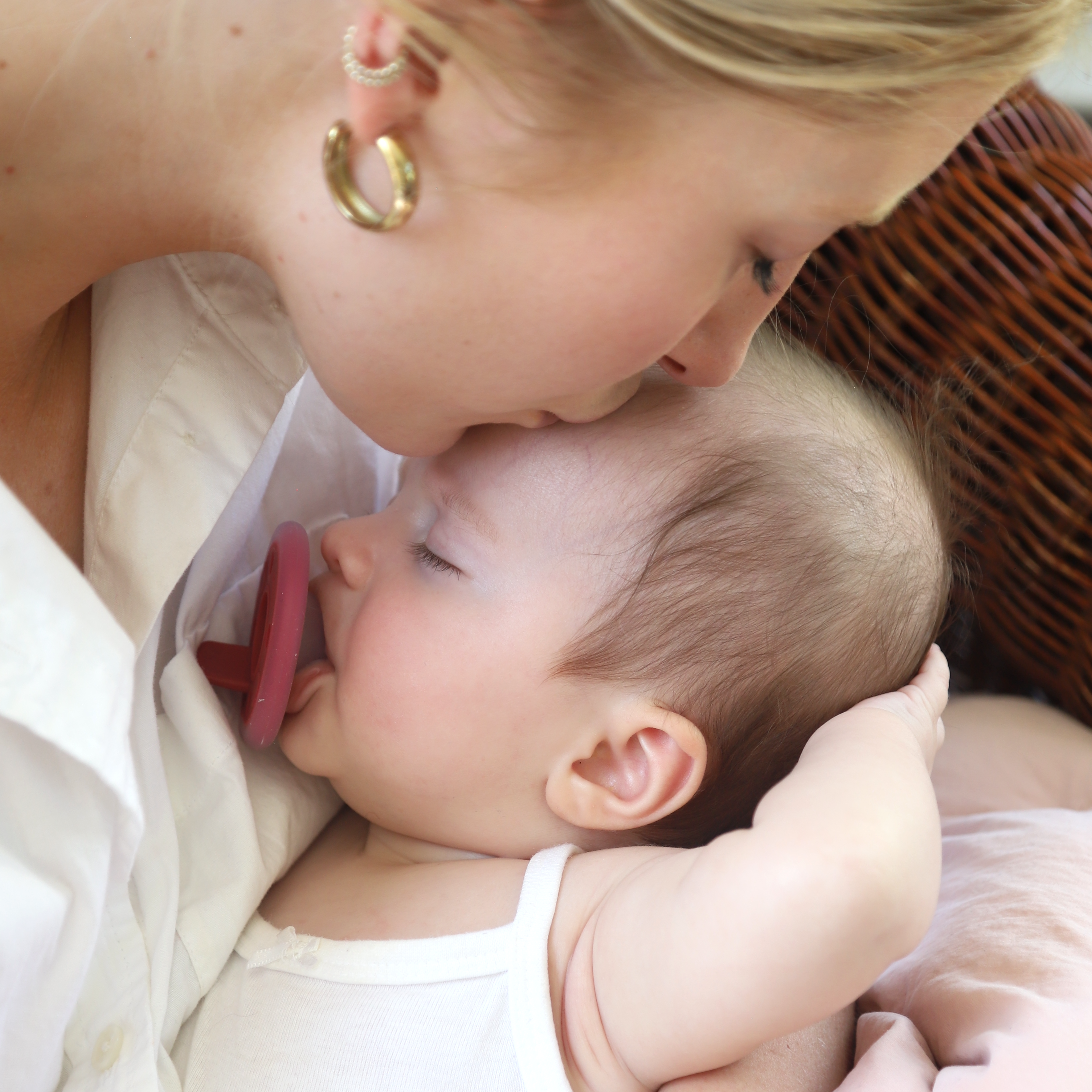 mōmi babypace pacifier 2-set - cranberry